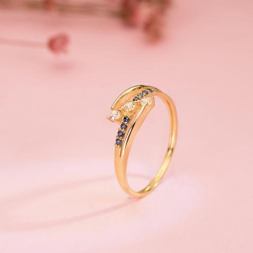 Anillo de oro 18k con circonitas azules y blancas [1]