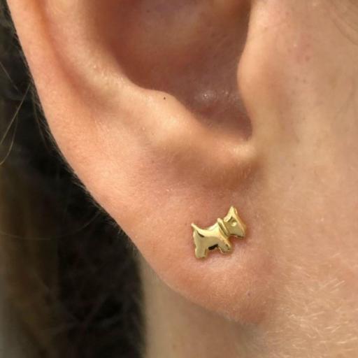 Pendientes de oro 18K en forma de perrito pequeño con rosca [1]