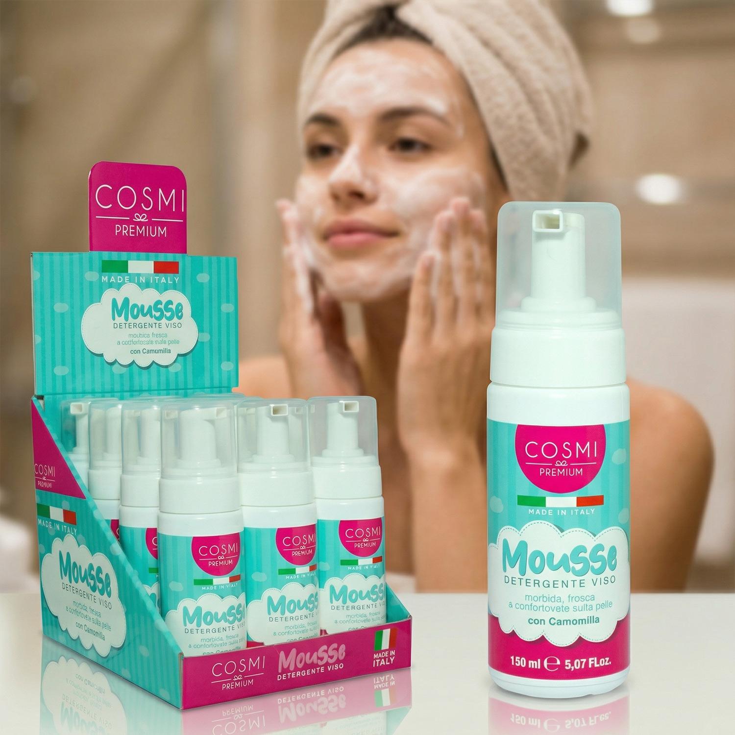 Espuma limpiadora facial Cosmi Premium con manzanilla 150 ml