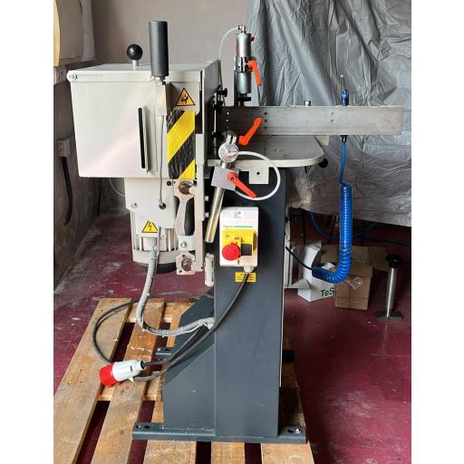 Retestadora ELUMATEC  AF 221/60 [1]