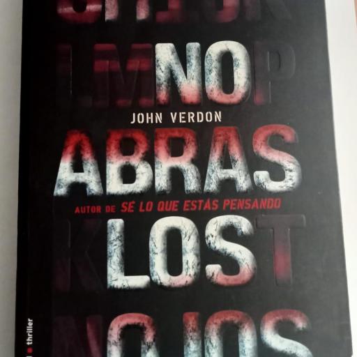 Libro de segunda mano "No abras los ojos"