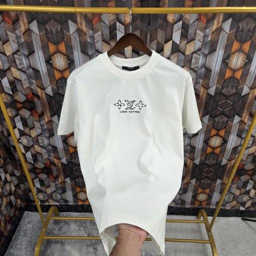 CAMISETA LV (OVERSIZE)