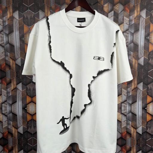 CAMISETA BALENCIAGA (oversize) [0]