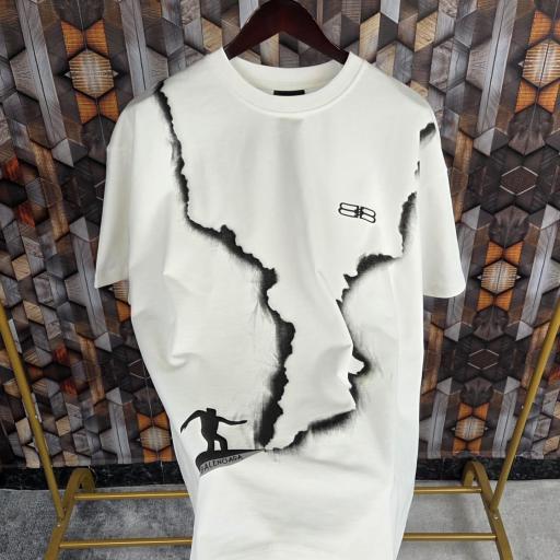 CAMISETA BALENCIAGA (oversize)
