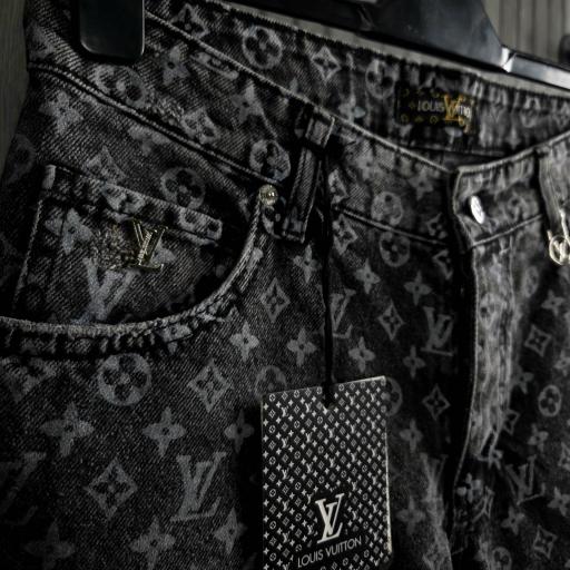 VAQUERO LV (LBK) [2]