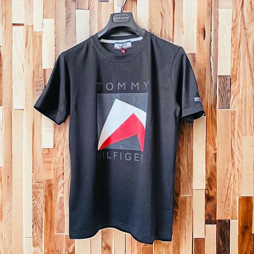 CAMISETA TOMMY