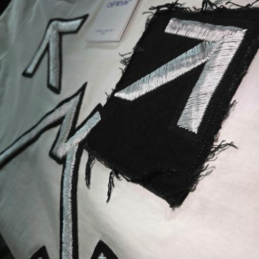 CAMISETA OFF WHITE  (OVERSIZE) [3]