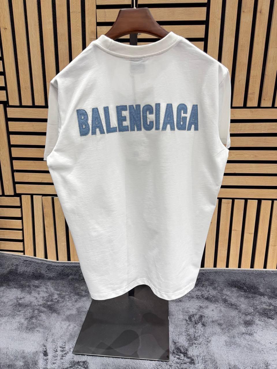 CAMISETA BALENCIAG@