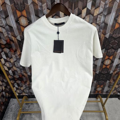 CAMISETA LV