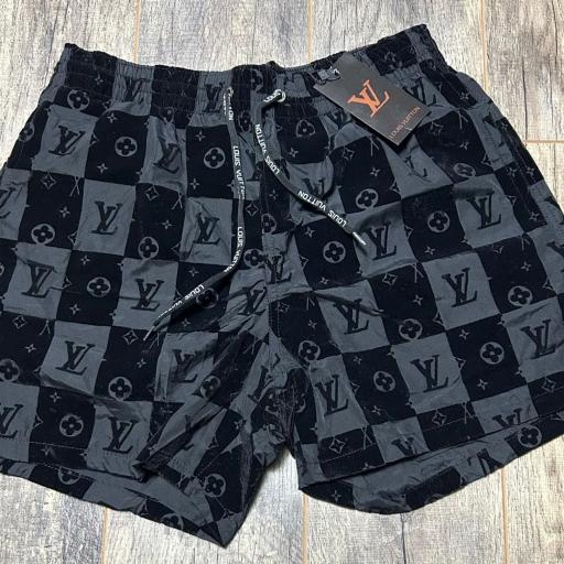 SHORT LV