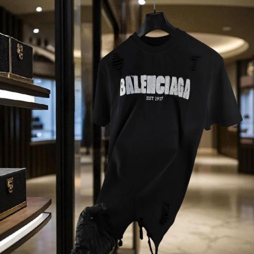 CAMISETA BALENCIAG@  (Oversize)