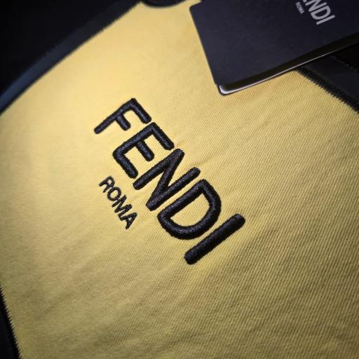 CAMISETA FENDI (OVERSIZE) [3]