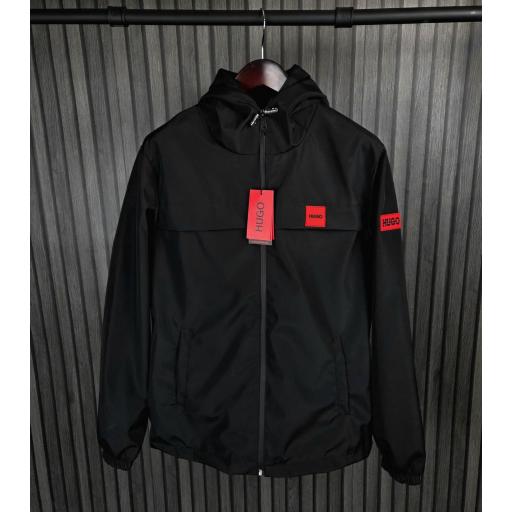 CHAQUETA HUG0