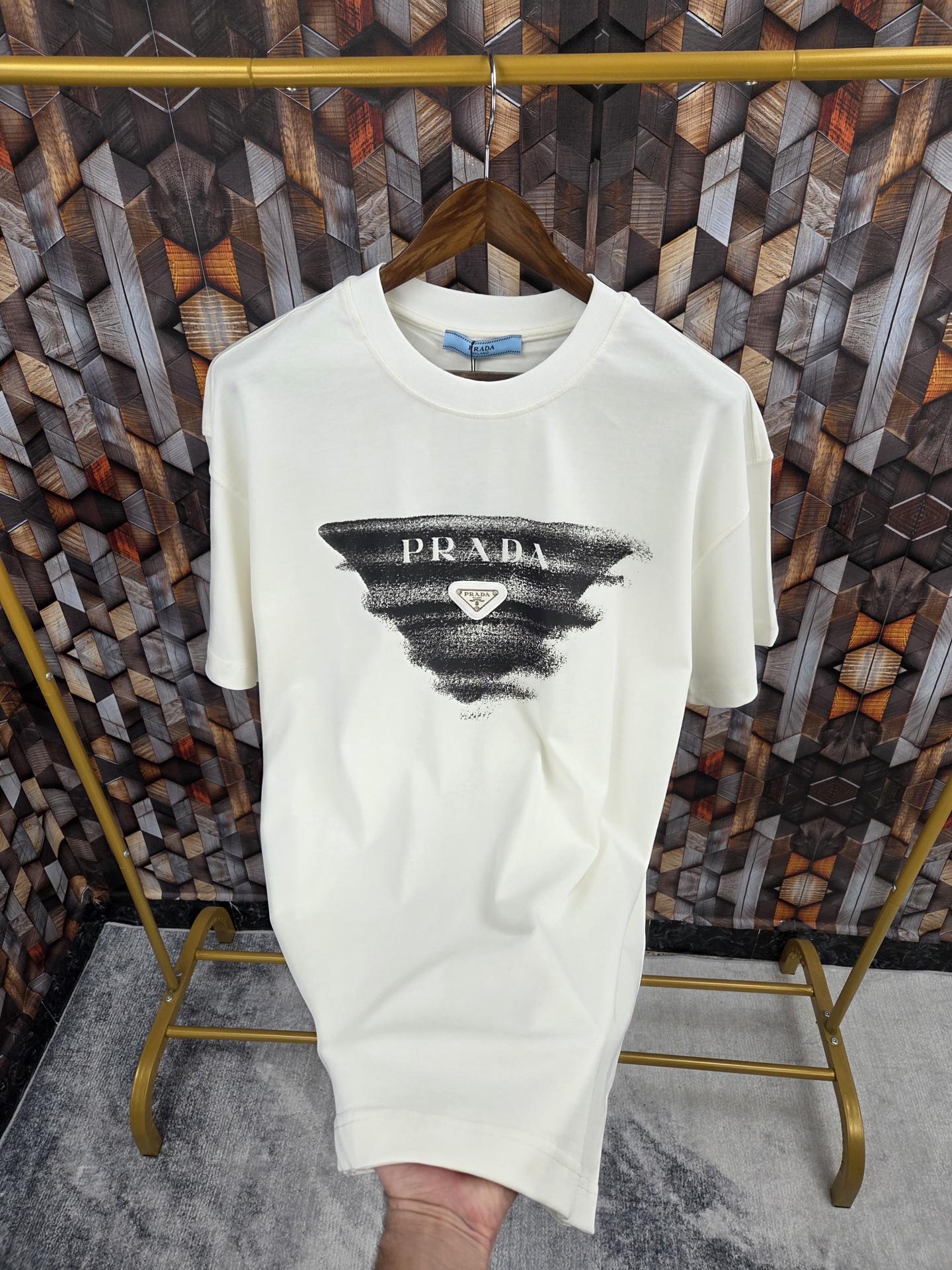 CAMISETA PRADA