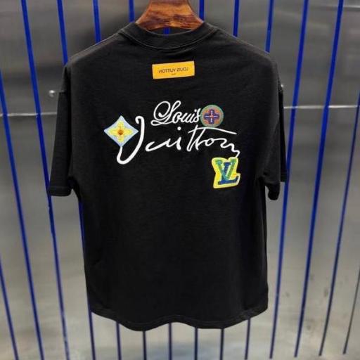 CAMISETA LV (OVERSIZE)