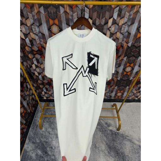 CAMISETA OFF WHITE  (OVERSIZE)