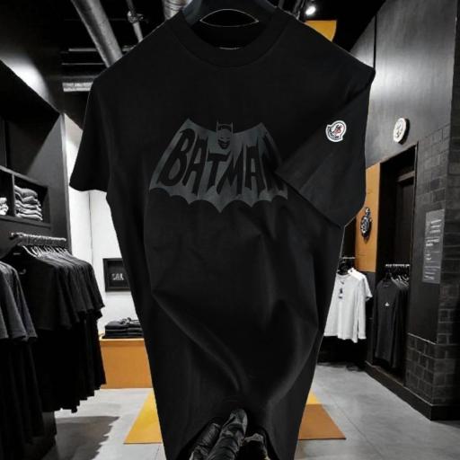 CAMISETA MONCL€R (Batman)