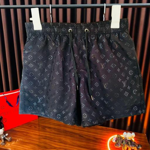 SHORT LV