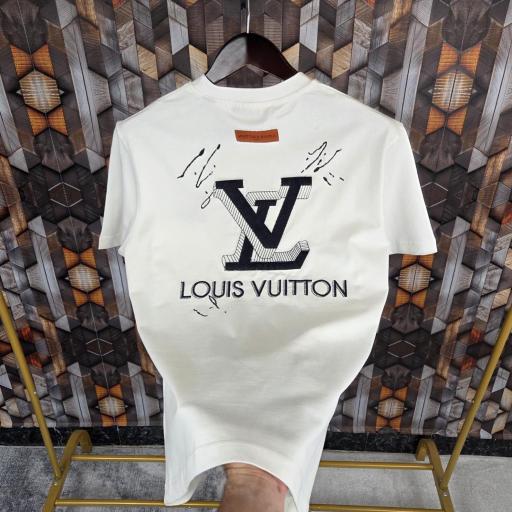 CAMISETA LV