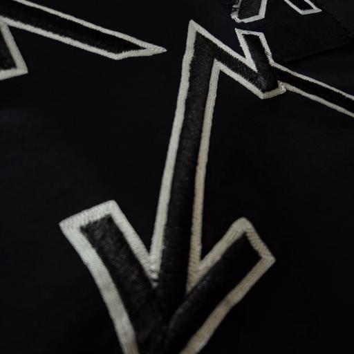 CAMISETA OFF WHITE  (OVERSIZE) [3]