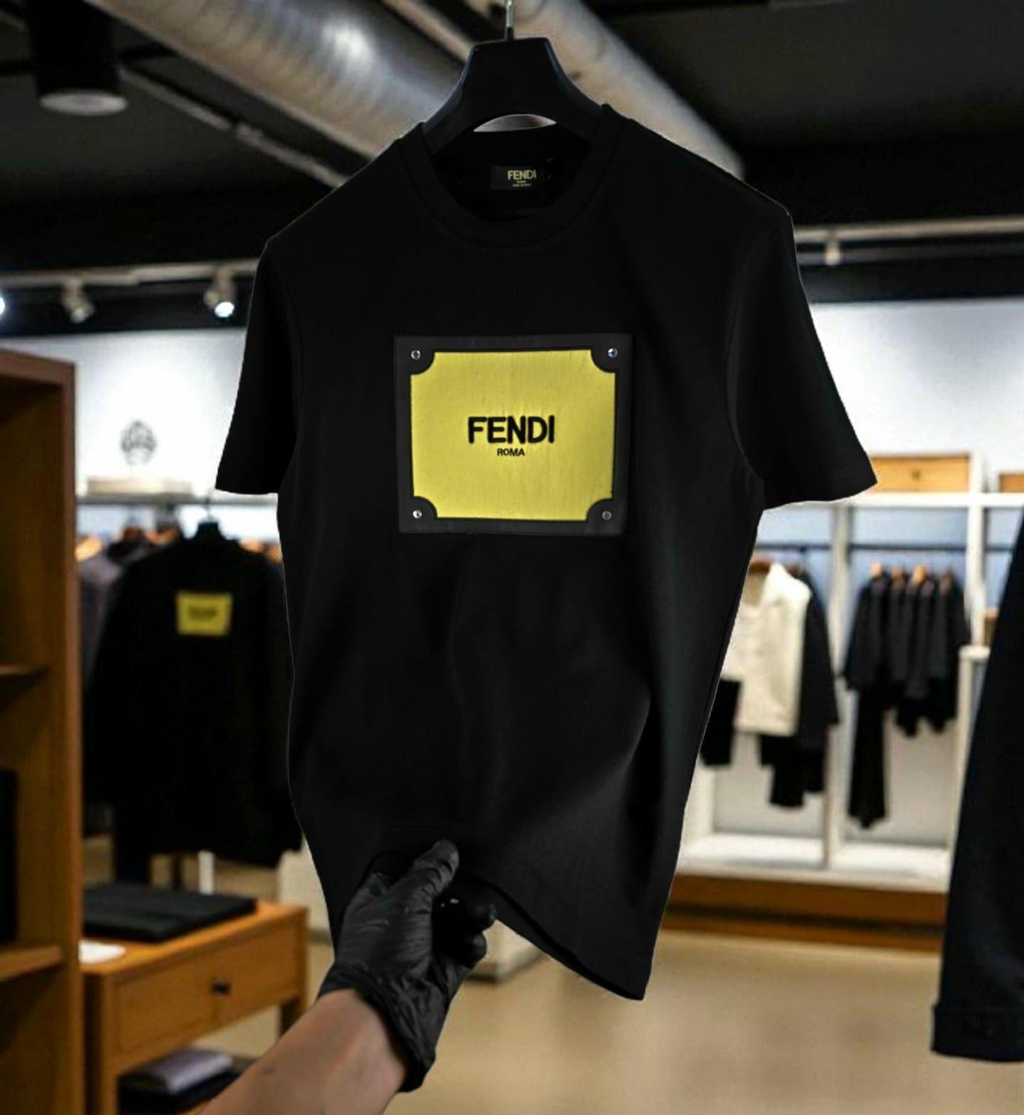 CAMISETA FENDI (OVERSIZE)