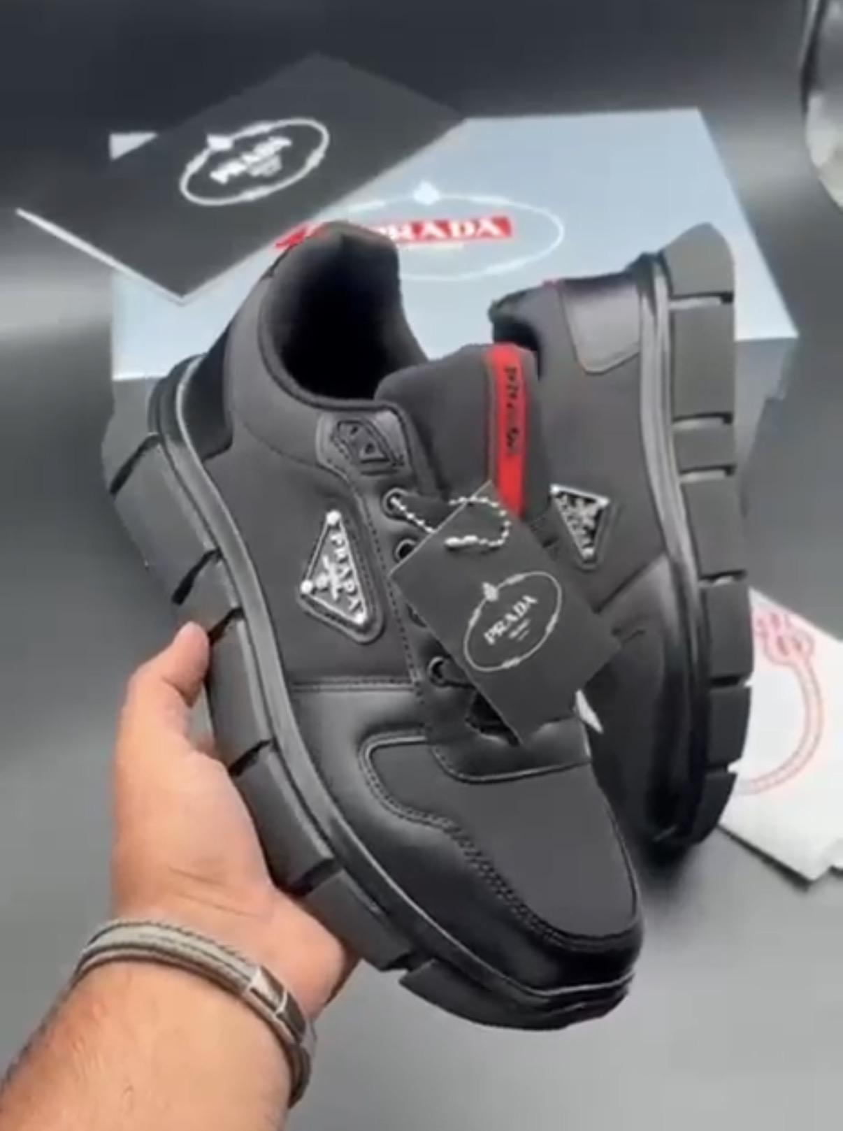 ZAPATILLAS PRADA (BRD)