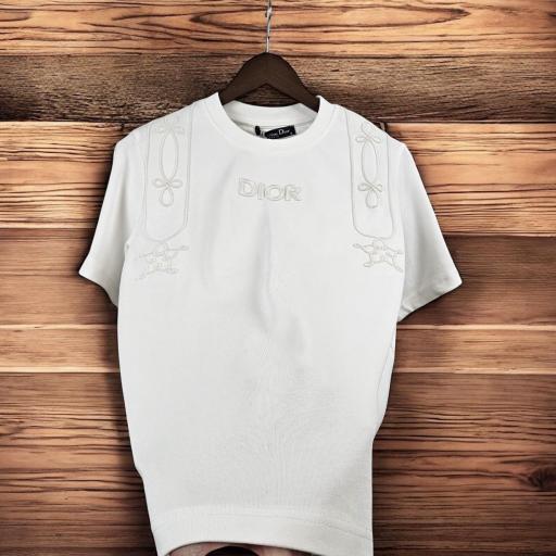 CAMISETA Dior (BORDADA)
