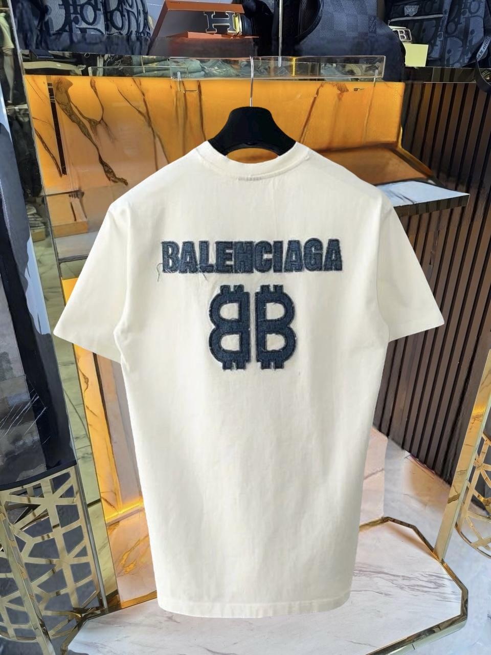 CAMISETA BALENCIAG@