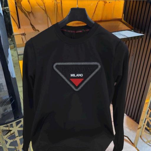 SUDADERA PRADA (Negra)