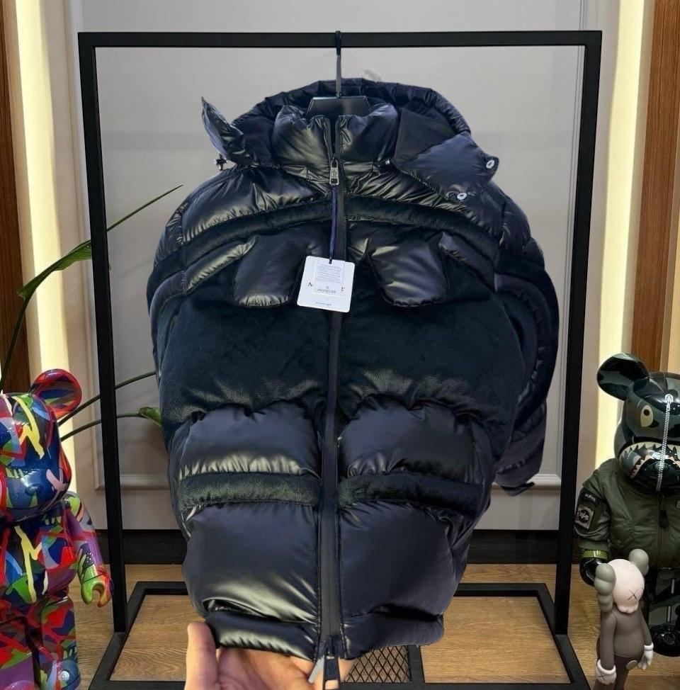 CHAQUETA MONCL€R (BATMAN)