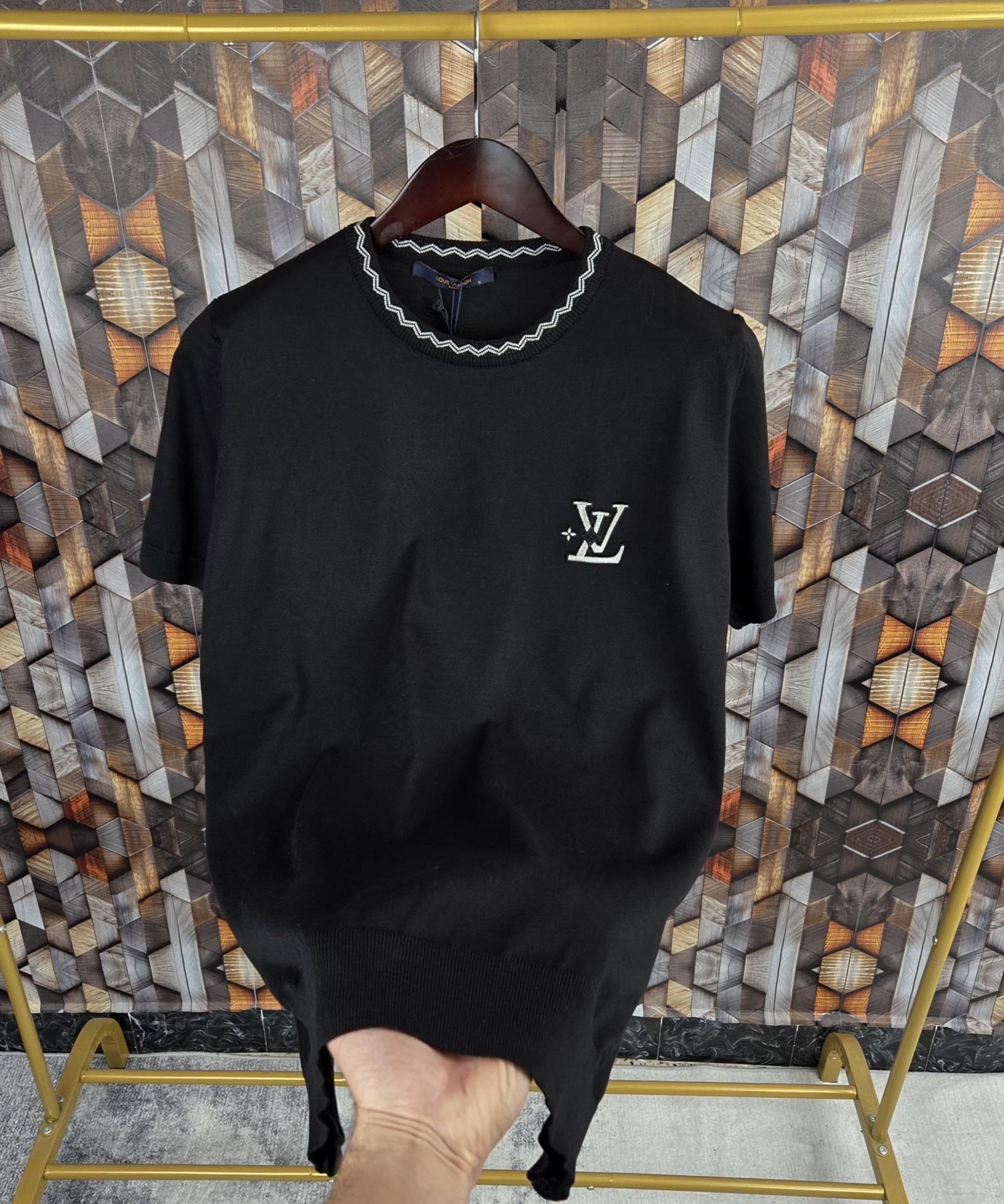 CAMISETA LV
