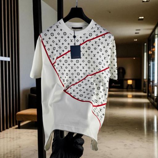 CAMISETA LV (OVERSIZE)