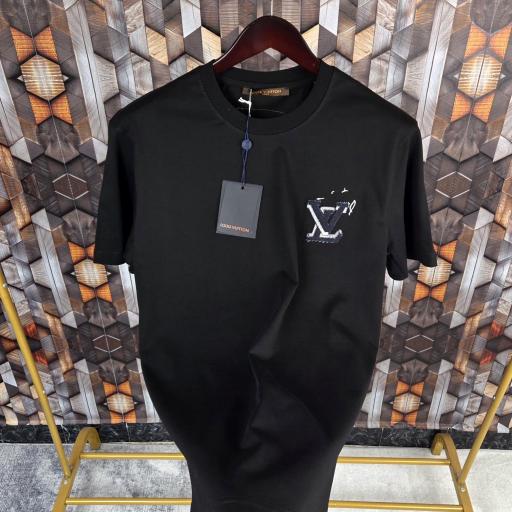 CAMISETA LV [2]