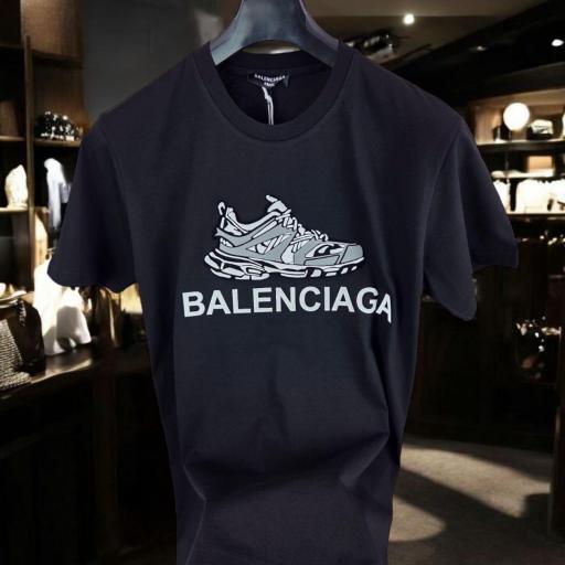 CAMISETA BALENCIAG@