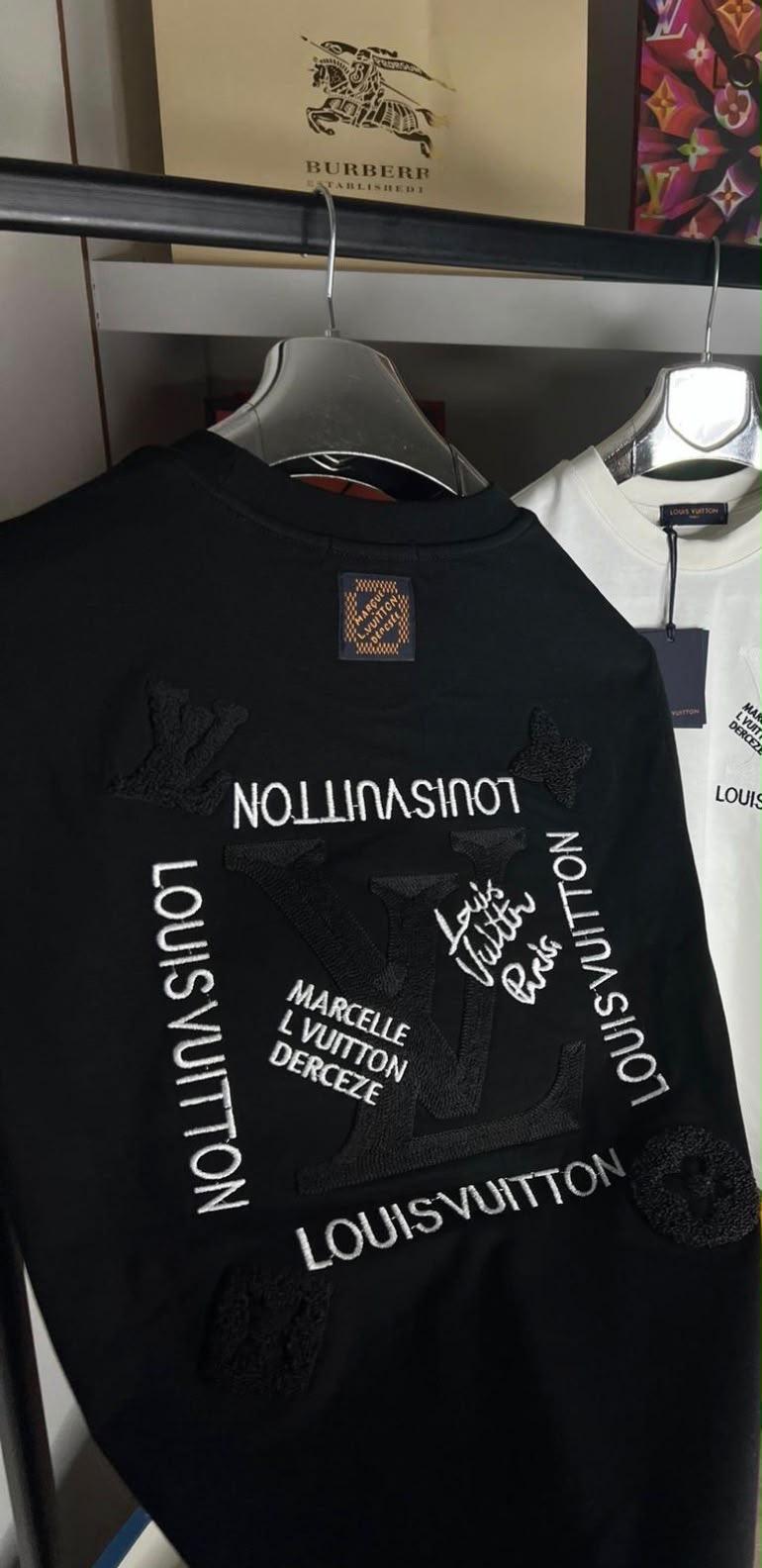CAMISETA LV