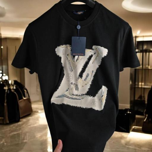 CAMISETA LV