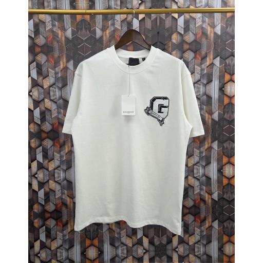 CAMISETA GIVENCHY (BORDADA)