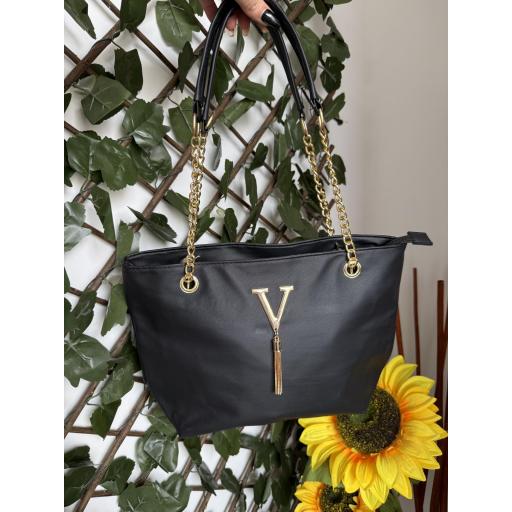 Bolso V