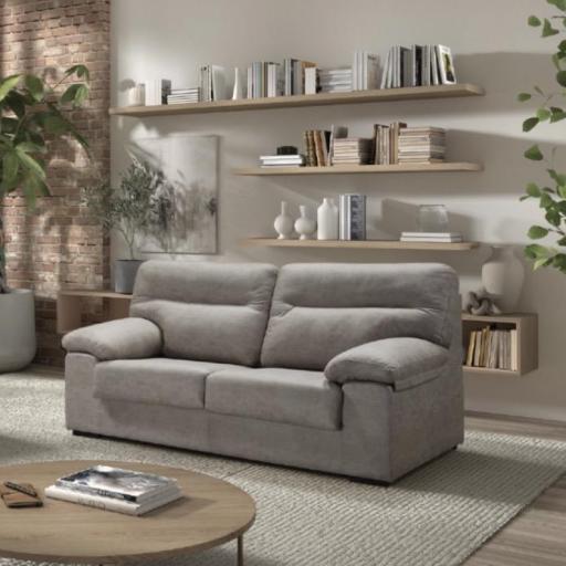 Sofá Nórdico de 3 Plazas en Gris Perla - Confort Minimalista para Salones Modernos [1]