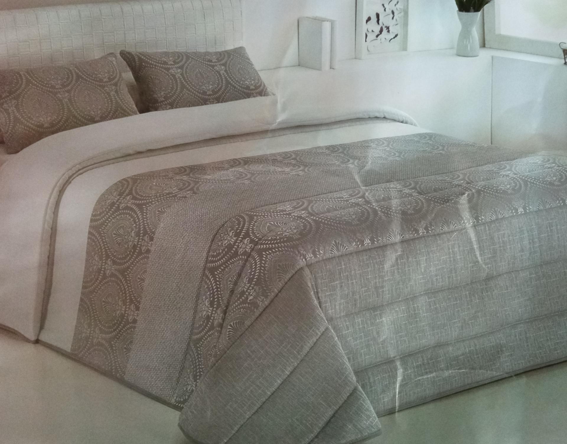 Edredón MAPUCA para camas de 150 cm. 525 gramos GRIS