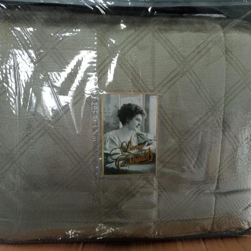 Sherpa LIENZO DORADO