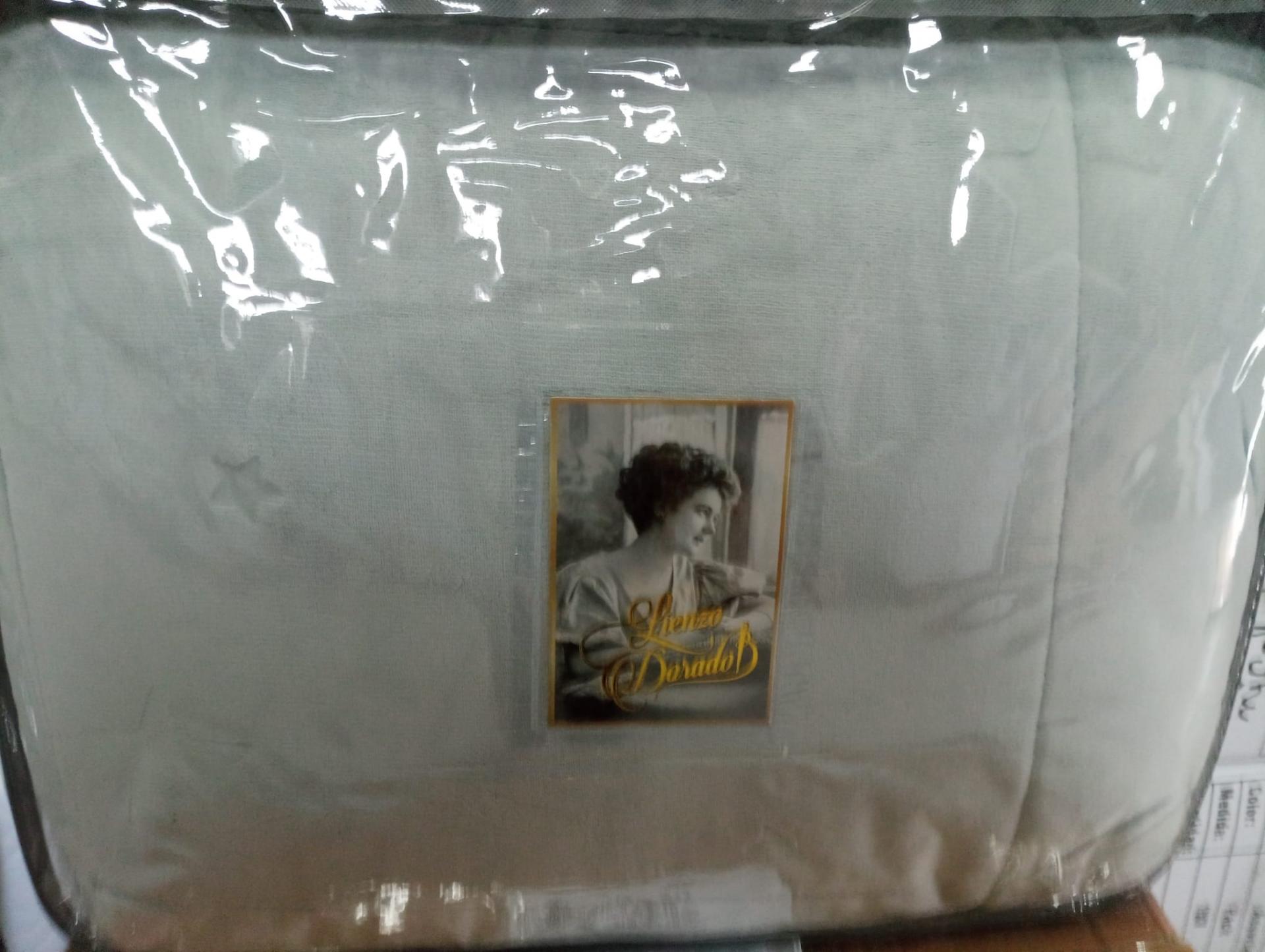 Sherpa LIENZO DORADO