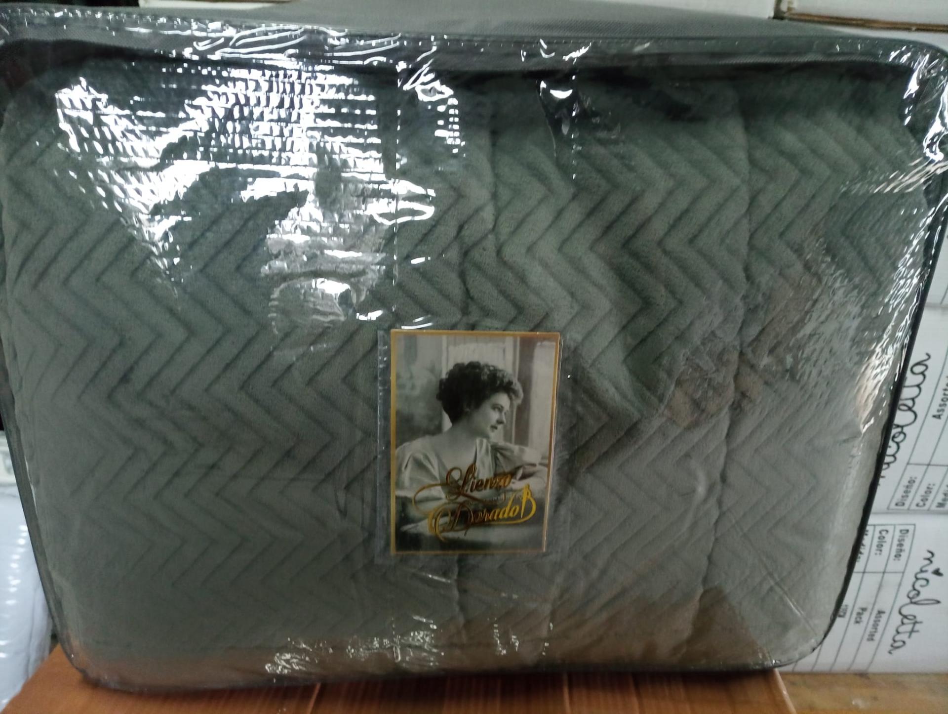 Sherpa LIENZO DORADO