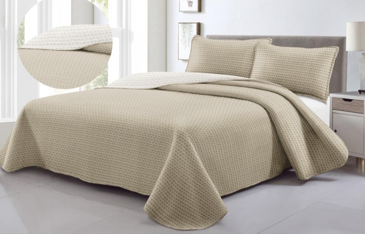 Colcha primavera -Verano con cojines