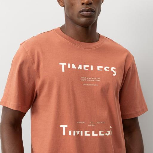 Camiseta Corte Regular con Estampado Rosa [1]