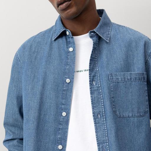 Camisa Vaquera Corte Regular [2]