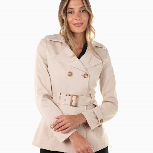 Gabardina con cinturón [3]