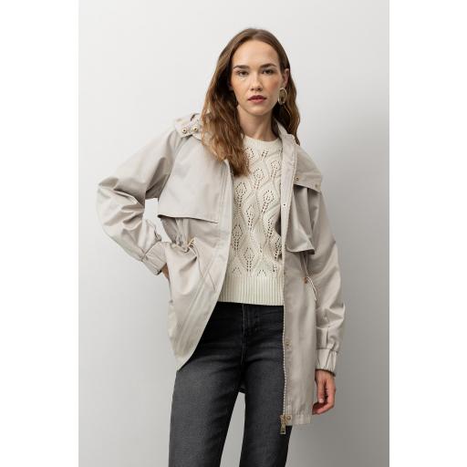 Chaqueta Relaxed con Capucha Removible [1]