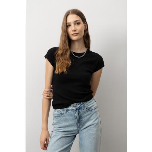Camiseta Super Slim con Dobladillo