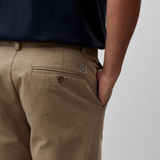 Pantalón Sarga regular Fit Azul Escuro y Beige [3]
